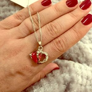 Gorgeous heart necklace